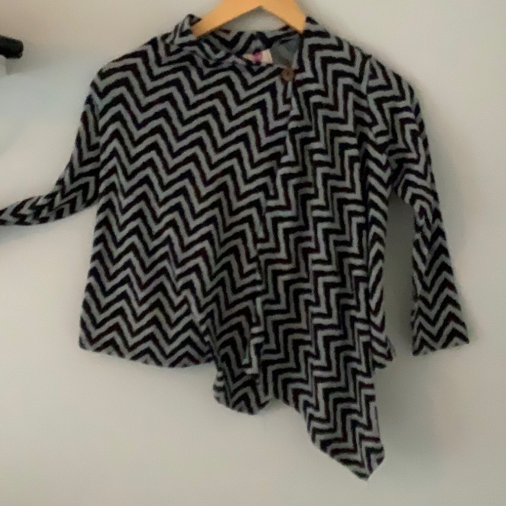 Girls sweater